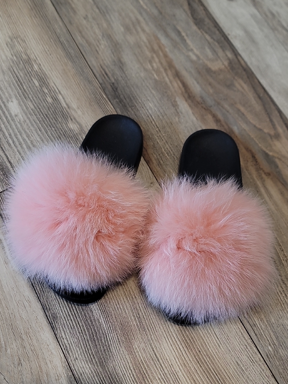 Pink Pom Pom Slides